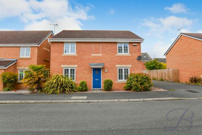 4 Bedroom Detached House To Rent In Mellors Road, Edwinstowe, Mansfield, NG21