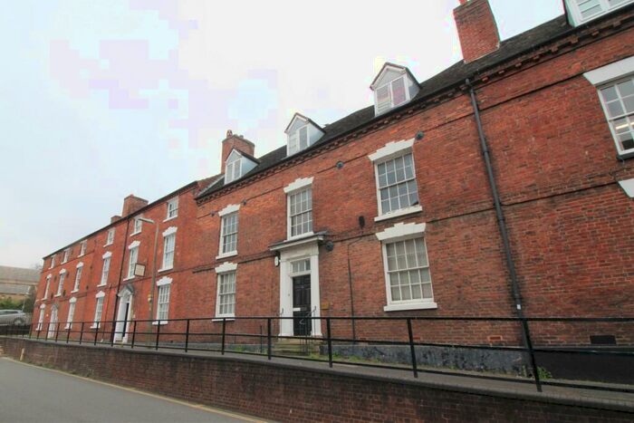 1 Bedroom Apartment To Rent In Church Street, Kidderminster, DY10