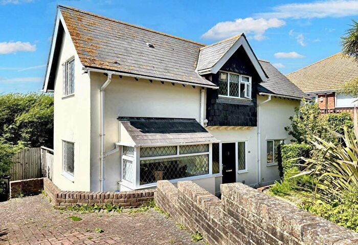 3 Bedroom Detached House For Sale In Ashurst Avenue, Saltdean, BN2