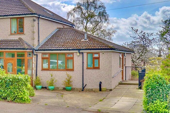 1 Bedroom Flat To Rent In Emmott Drive, Rawdon, Leeds, West Yorkshire, Uk, LS19