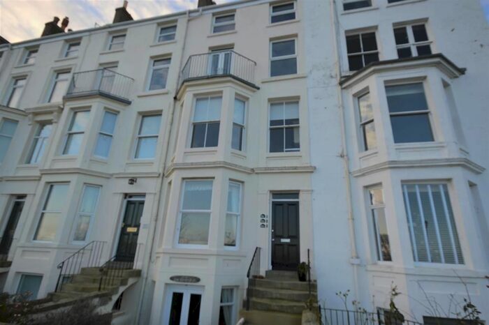 1 Bedroom Flat To Rent In The Crescent, Filey, YO14