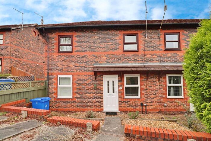 1 Bedroom Apartment For Sale In Maryfield Walk, Penkhull, ST4