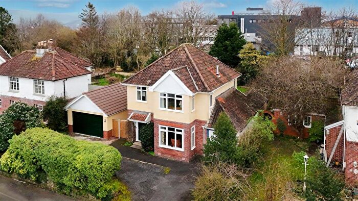 3 Bedroom Detached House For Sale In Shorelands Road, Barnstaple, EX31