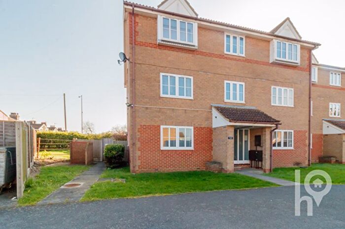 1 Bedroom Flat To Rent In Weekes Court, Mount Field, Queenborough, ME11