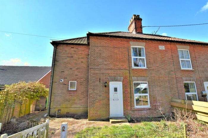 3 Bedroom Semi-Detached House To Rent In The Street, Swanton Novers, NR24
