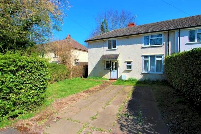 4 Bedroom Semi-Detached House To Rent In Elmbank Avenue, Guildford, GU2