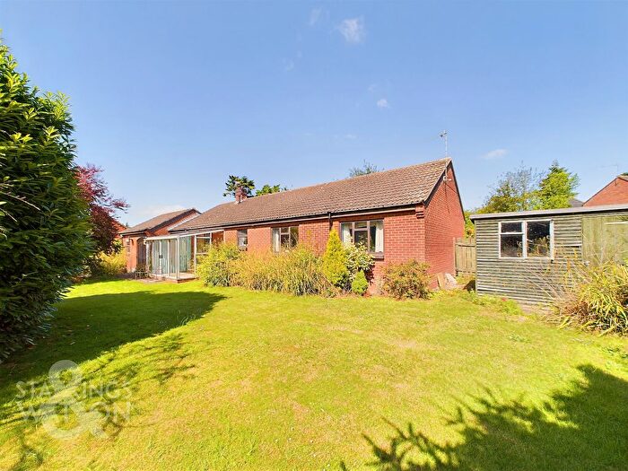 4 Bedroom Detached Bungalow For Sale In Strumpshaw Road, Brundall, Norwich, NR13