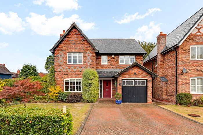 4 Bedroom Detached House For Sale In Oaklands Court, Rossett, LL12
