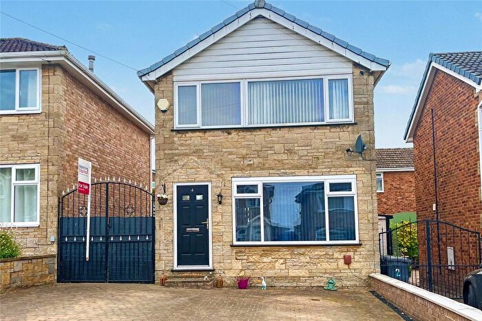 3 Bedroom Detached House For Sale In Swithens Court, Rothwell, Leeds, West Yorkshire, LS26