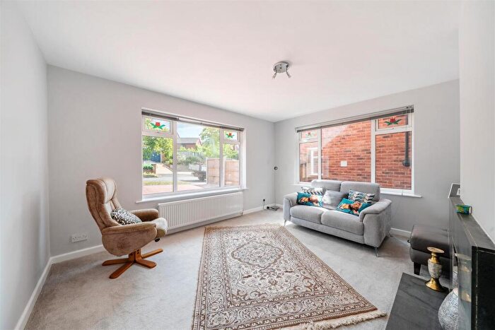 2 Bedroom Detached Bungalow For Sale In Everest Road, Rugby, CV22