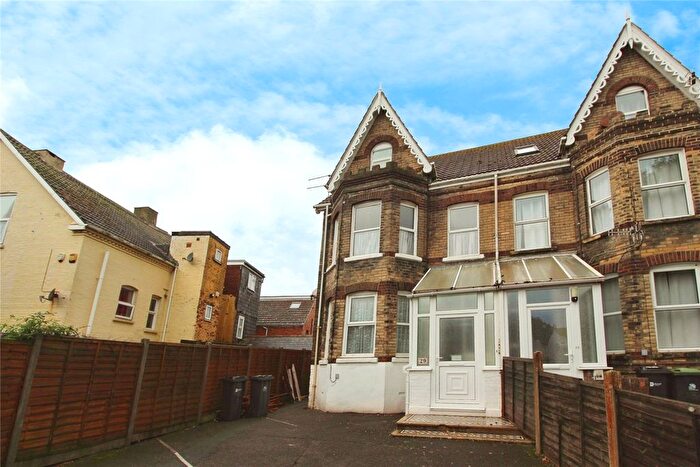 1 Bedroom Flat To Rent In Avenue Road, Weymouth, Dorset, DT4