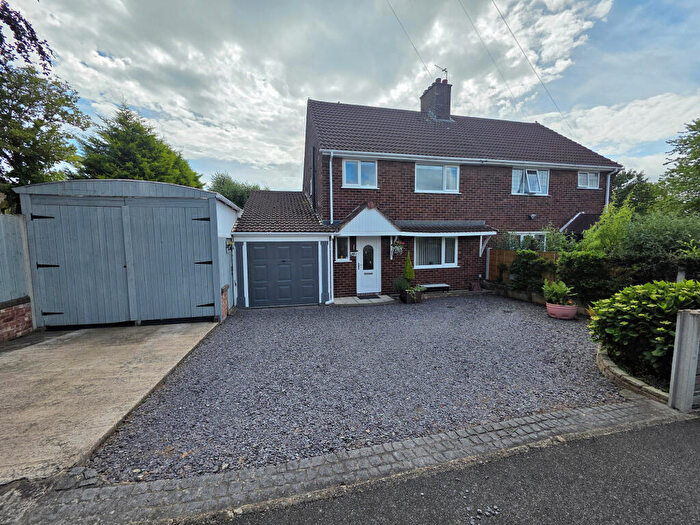 3 Bedroom Semi-Detached House For Sale In Manor Drive, Barnton, Northwich, CW8