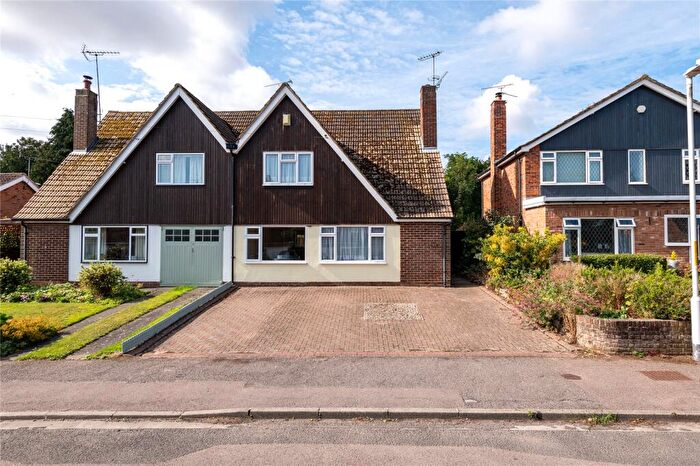 3 Bedroom Semi-Detached House To Rent In Cranbrook Drive, Sittingbourne, Kent, ME10