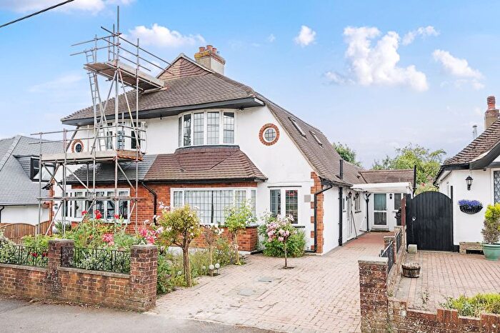 3 Bedroom Semi-Detached House To Rent In Keston Avenue, Old Coulsdon, Coulsdon, CR5