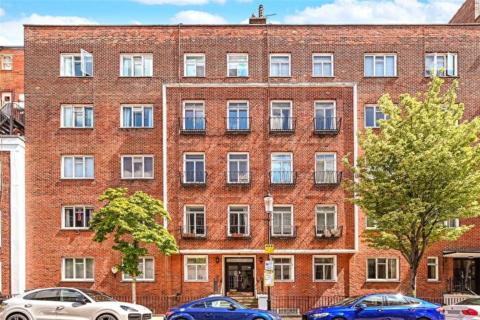 2 Bedroom Flat To Rent In Sloane Court East, London, SW3