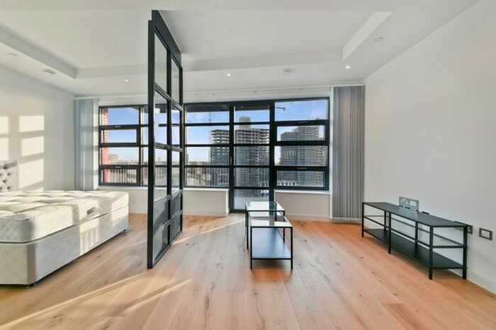 Studio For Sale In London City Island, City Island Way, Canning Town, London, E14