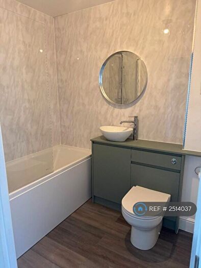 2 Bedroom Flat To Rent In Edelin Road, Bearsted, Maidstone, ME14
