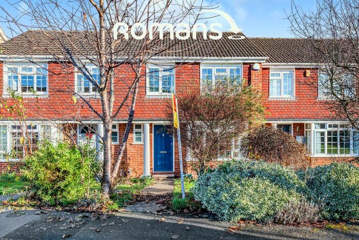 3 Bedroom Terraced House To Rent In Beverley Gardens, Maidenhead, SL6