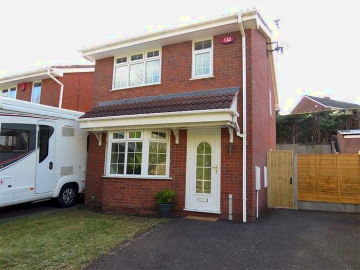 3 Bedroom House To Rent In North View Drive, Brierley Hill, DY5