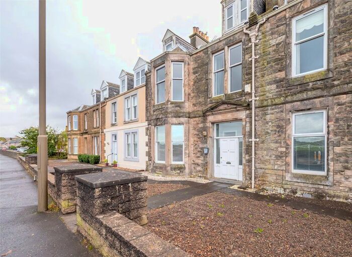 2 Bedroom Flat To Rent In Pittencrief Court, Musselburgh, EH21