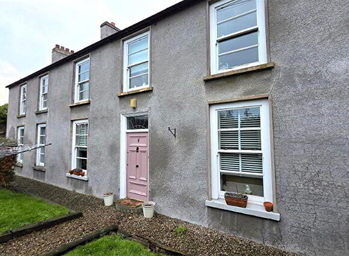 3 Bedroom House For Sale In York Lodge, Antrim, BT41