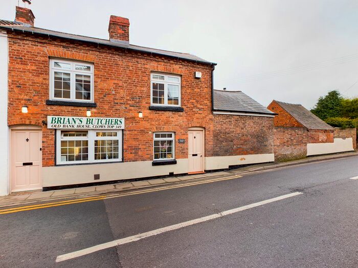 3 Bedroom End Of Terrace House For Sale In Clows Top, Kidderminster, DY14