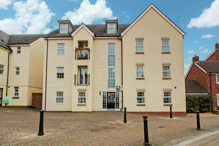 2 Bedroom Flat To Rent In Mazurek Way, Haydon End, Swindon, SN25