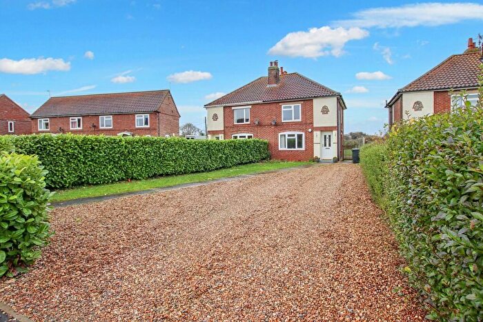 3 Bedroom Semi-Detached House To Rent In Mount Pleasant, Walsingham, NR22