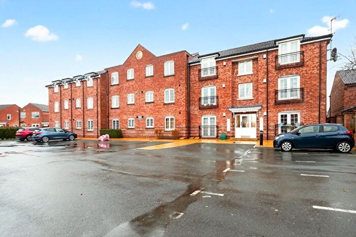 2 Bedroom Flat For Sale In New Lane, Huntington, York, YO32