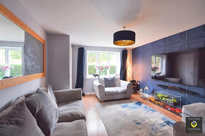 4 Bedroom Semi-Detached House For Sale In Dawkes Road, Longford, GL2