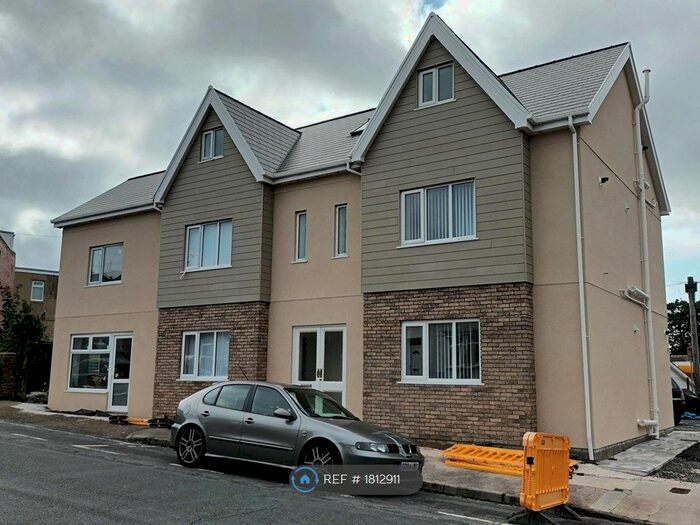 1 Bedroom Flat To Rent In Eversley Road, Swansea, SA2