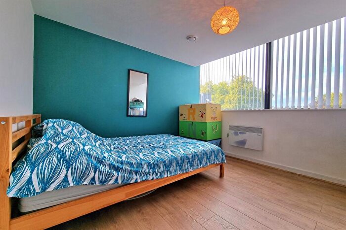 2 Bedroom Apartment For Sale In Trident, - Ashton Lane, Sale, M33