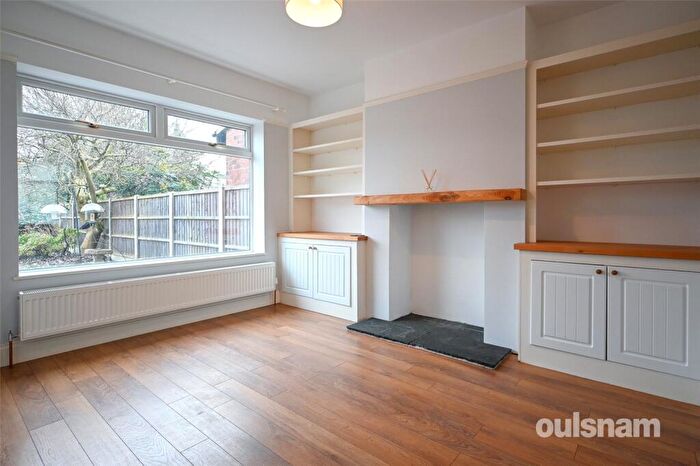 3 Bedroom Semi-Detached House For Sale In Wentworth Park Avenue, Harborne, West Midlands, B17