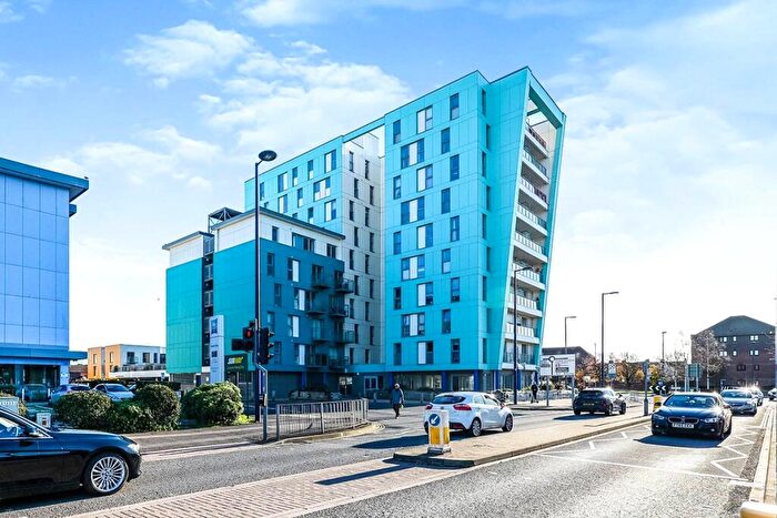 2 Bedroom Flat To Rent In Fratton Way, Southsea, Portsmouth, PO4