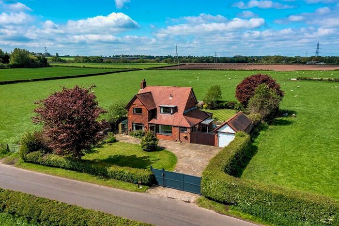 4 Bedroom Detached House For Sale In Reddy Lane, Little Bollington, Altrincham, WA14