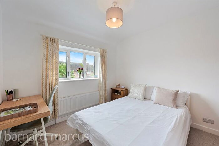 3 Bedroom Terraced House For Sale In Worsted Green, Merstham, Redhill, RH1