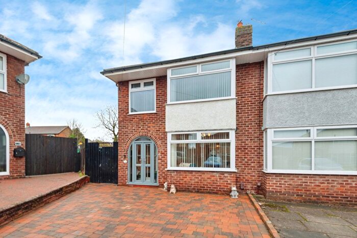 3 Bedroom Semi-Detached House For Sale In Seaton Grove, St. Helens, Merseyside, WA9