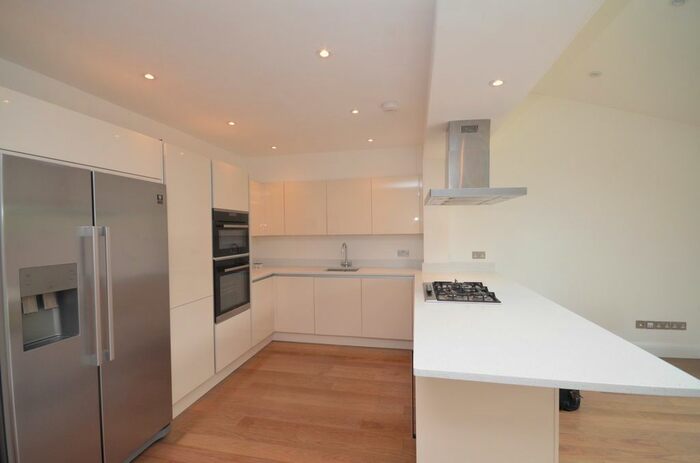 4 Bedroom Terraced House To Rent In Sherwood Avenue, Streatham, London, SW16