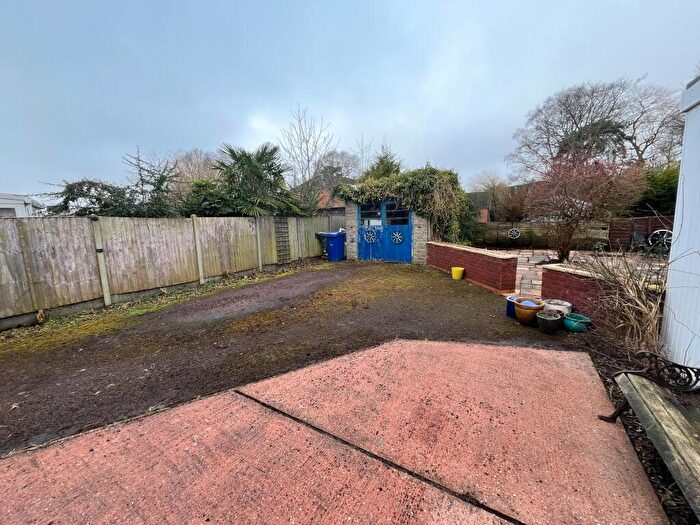 2 Bedroom Detached Bungalow For Sale In Caistor Road, Market Rasen, LN8