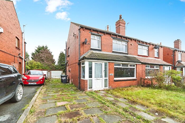 3 Bedroom Semi-Detached House For Sale In Harehills Lane, Leeds, LS9