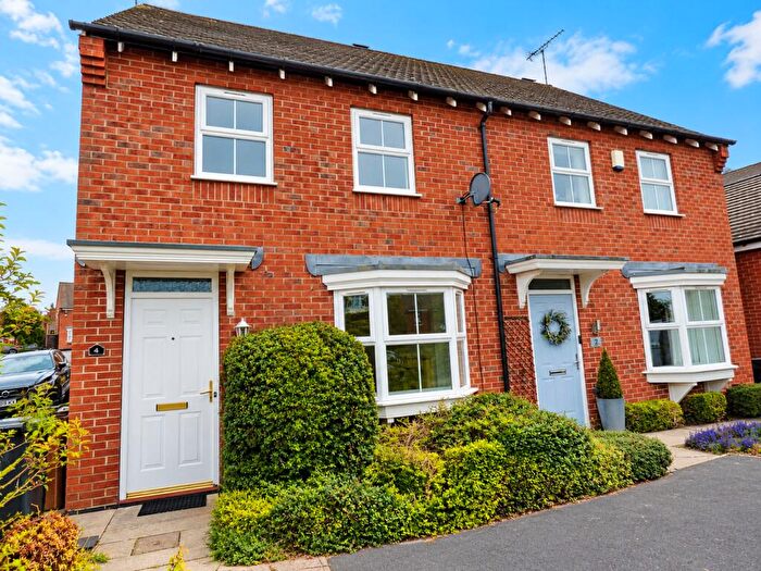 3 Bedroom Semi-Detached House To Rent In Anglia Drive, Church Gresley, Swadlincote, DE11