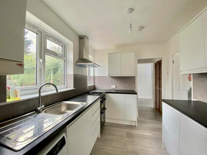 3 Bedroom Property To Rent In Hunters Grove, Hayes, UB3