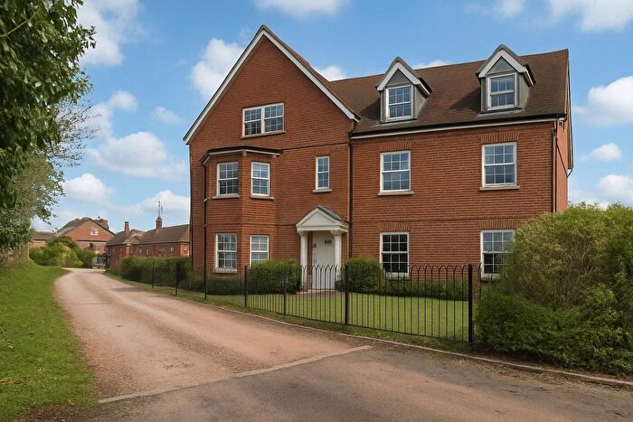 2 Bedroom Flat For Sale In Phoenix Court, Thame, Oxfordshire, OX9