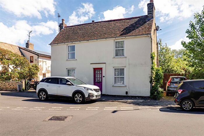 3 Bedroom Detached House For Sale In High Street, Waterbeach, Cambridge, CB25