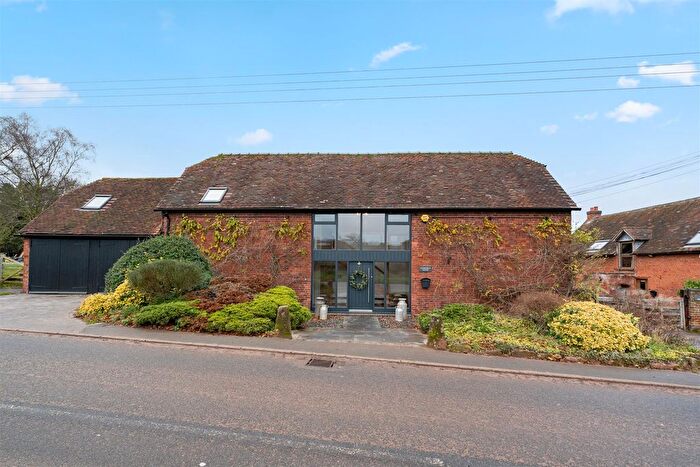 4 Bedroom Barn Conversion For Sale In Packington Lane, Coleshill, Birmingham, B46