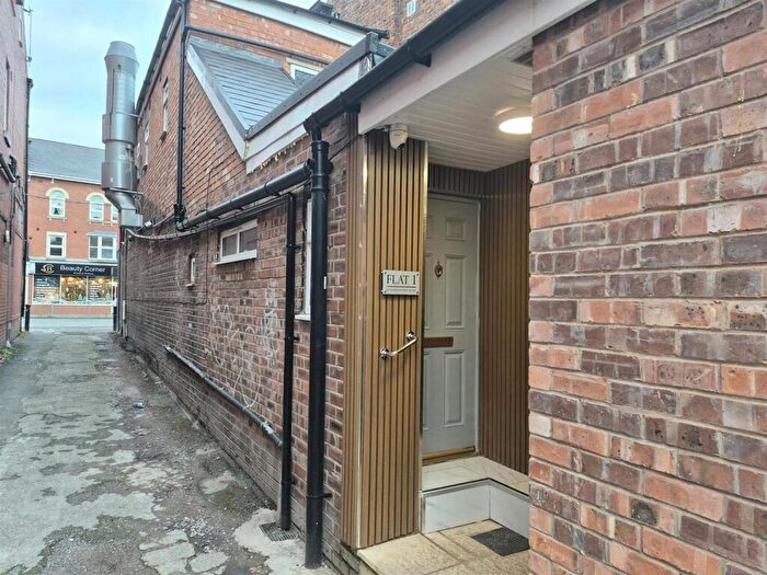 2 Bedroom Flat To Rent In Northenden Road, Sale, M33