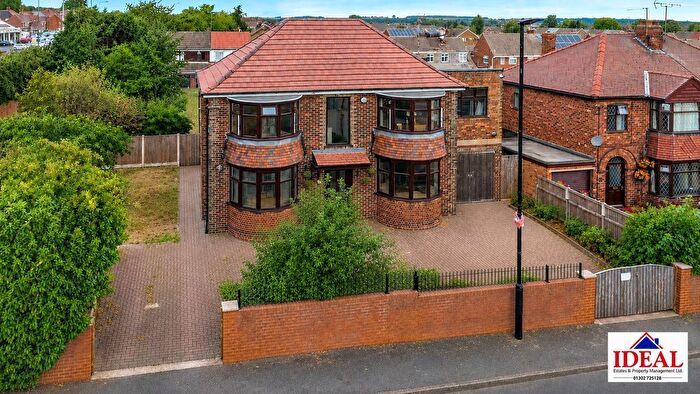 6 Bedroom Detached House For Sale In Tenter Balk Lane, Adwick-Le-Street, Doncaster, DN6