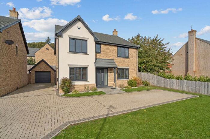 4 Bedroom Detached House For Sale In Woodland Gardens, Maulden, MK45
