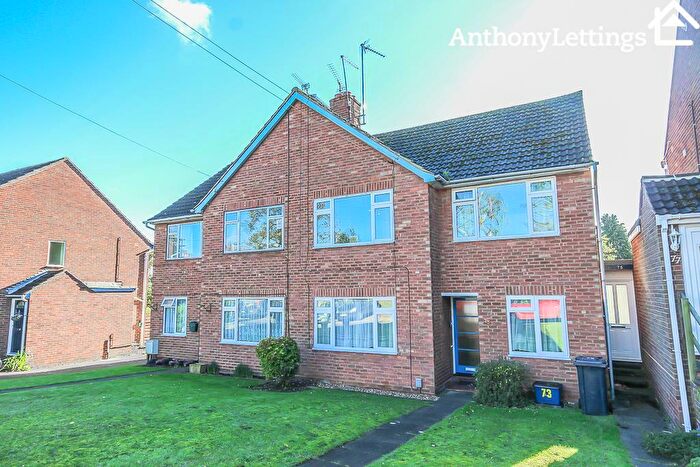 2 Bedroom Maisonette To Rent In Warren Terrace, Bengeo, Hertford, SG14