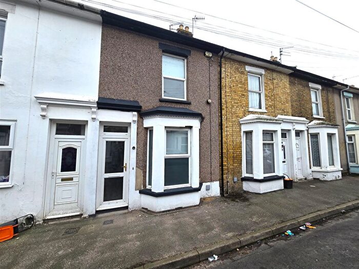3 Bedroom Property To Rent In Invicta Road, Sheerness, ME12